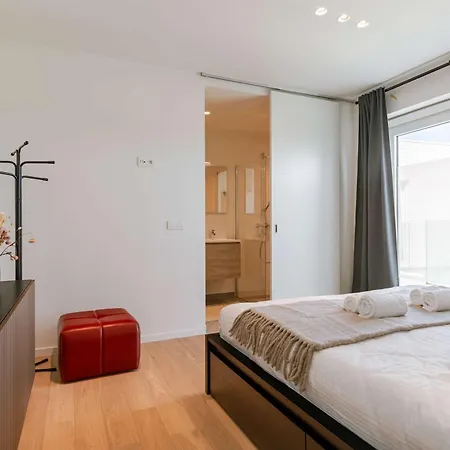 Апартаменты Huswell - Spacious In With Big Terrace Гент