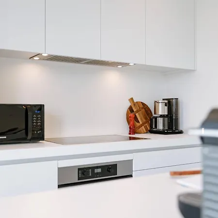 Huswell - Spacious In With Big Terrace Гент